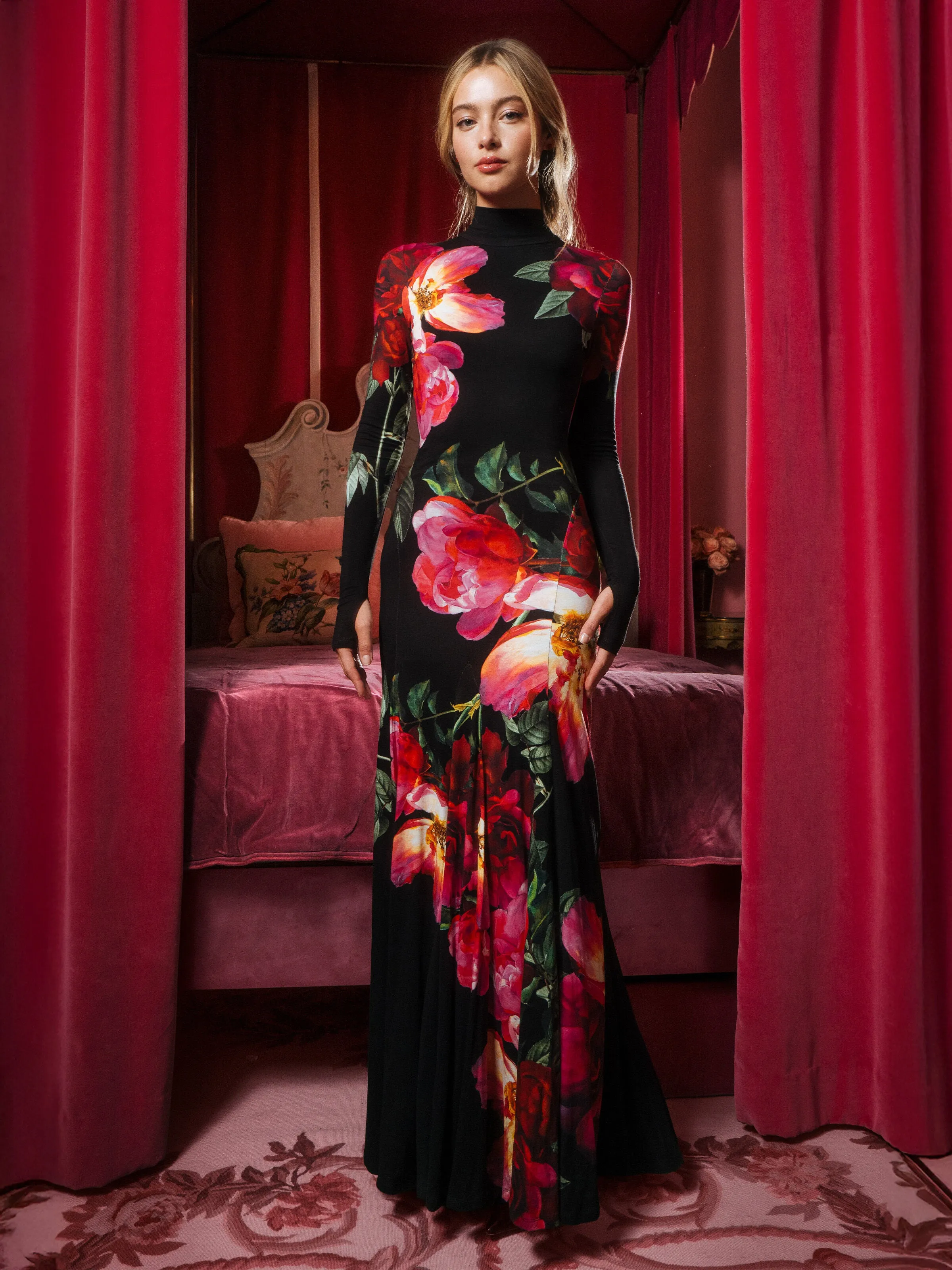 Styling inspiration for the ALICE + OLIVIA Augusta Open Back Maxi Dress — evening looks and occasion wear