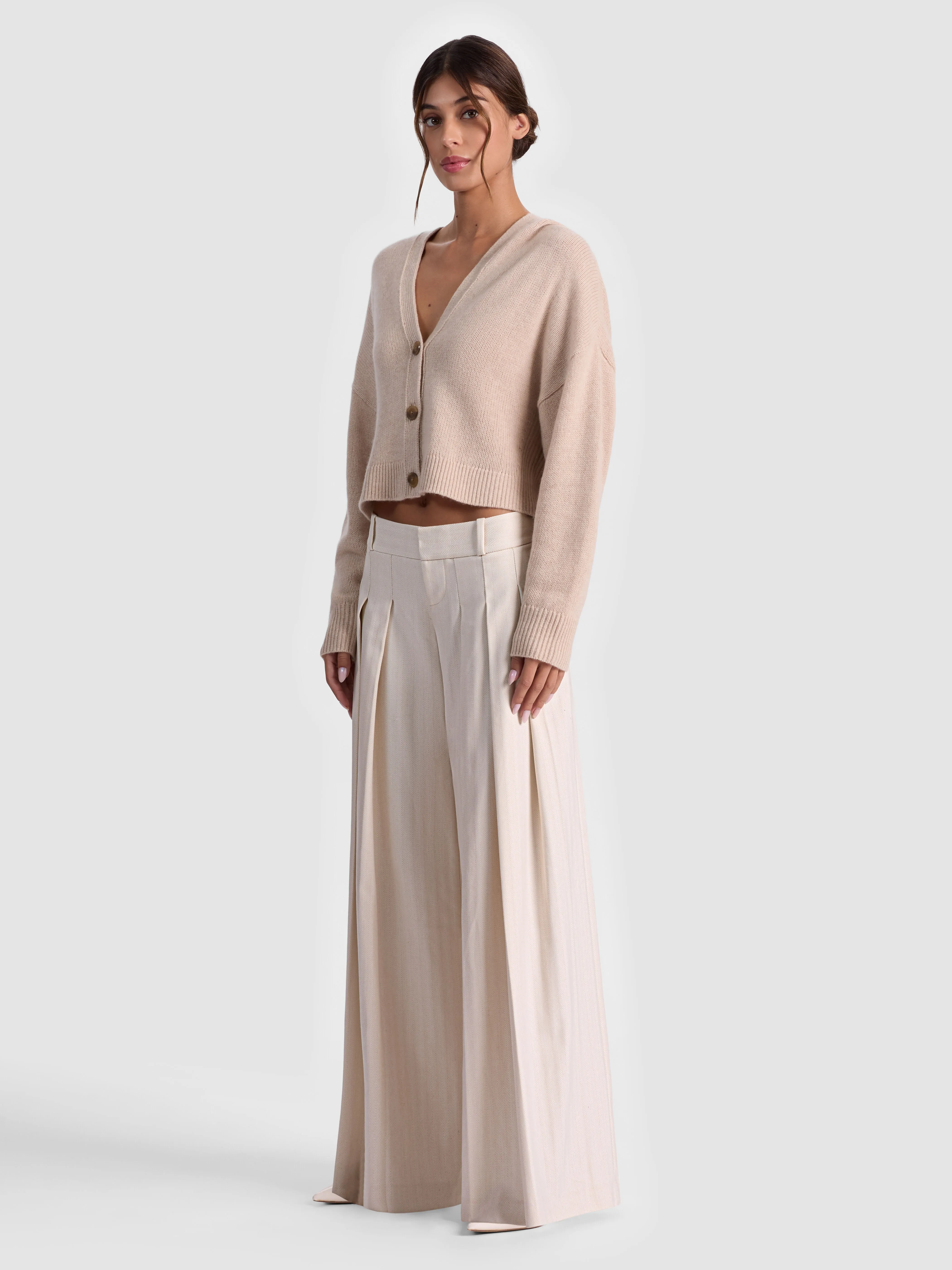 ALICE + OLIVIA Simon Pleated Trouser in White — wide leg herringbone trouser with crisp pleats