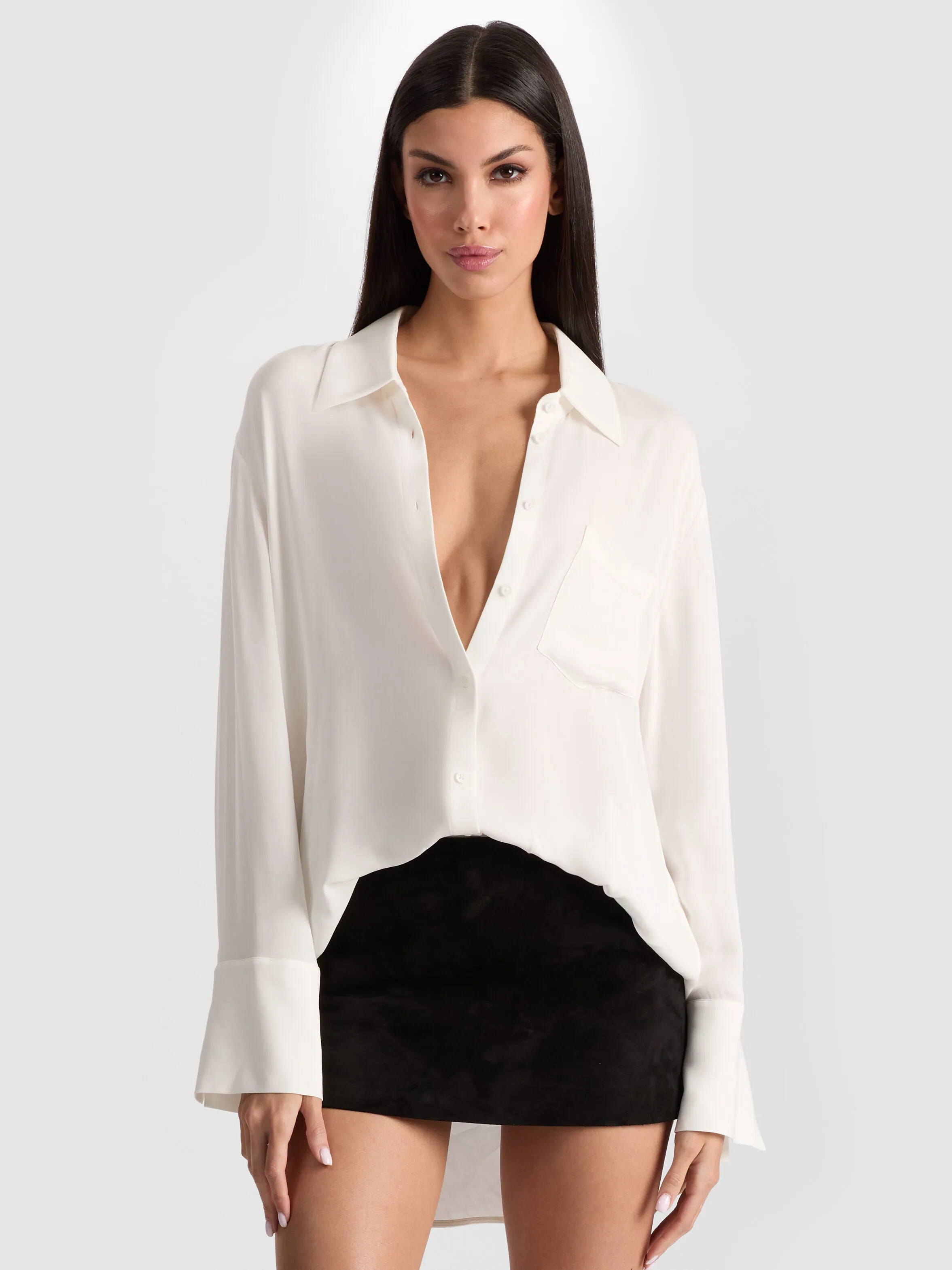 FINELY OVERSIZED BUTTON DOWN